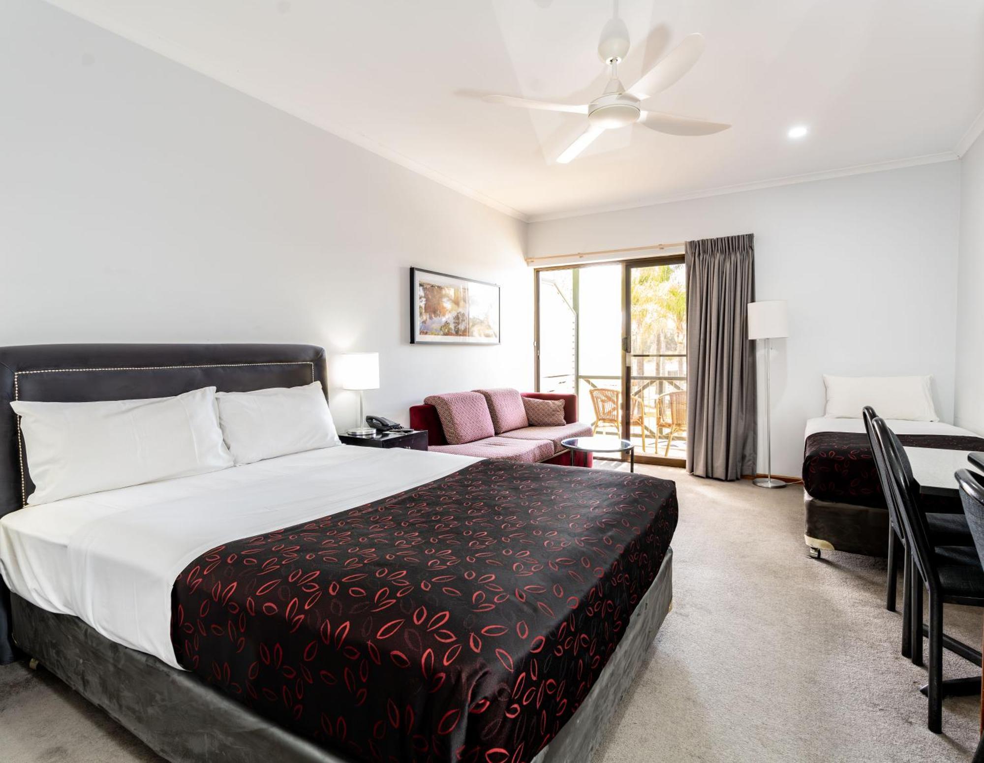 Hotel Renmark Exterior photo